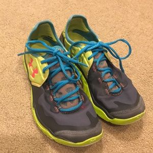 Women’s Under Armour shoes